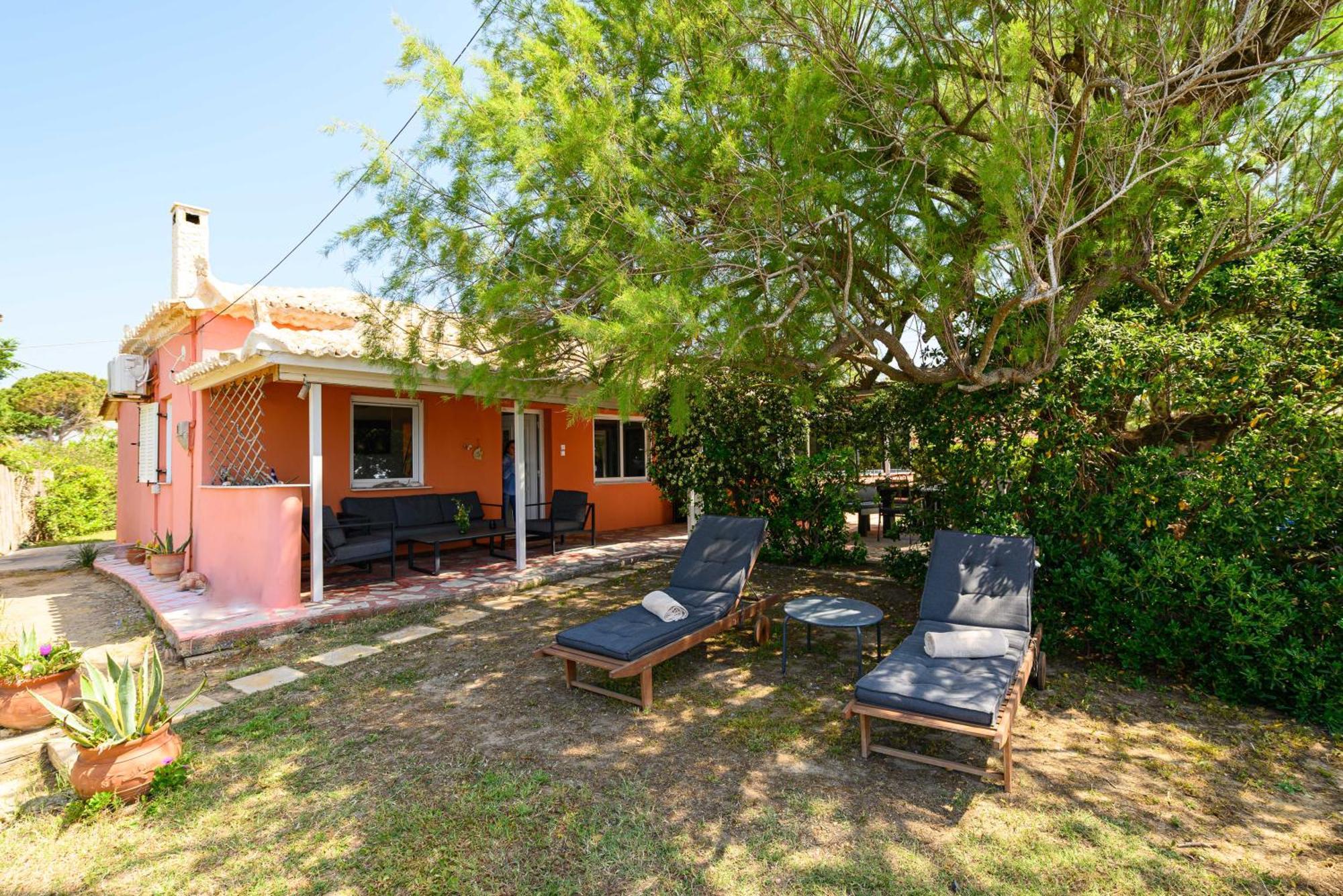 Salty Noses Beach House Paradise Perfect For Families ปีร์กอส ภายนอก รูปภาพ
