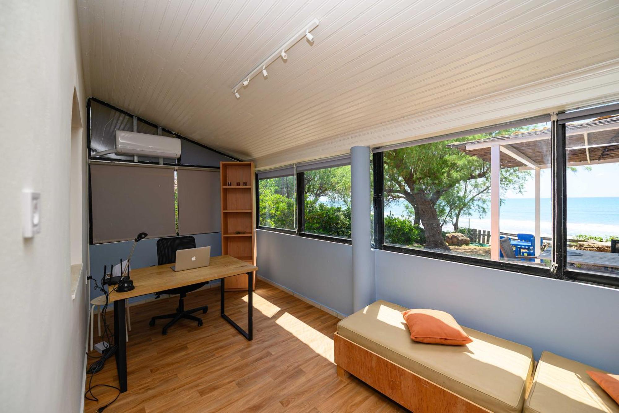 Salty Noses Beach House Paradise Perfect For Families ปีร์กอส ภายนอก รูปภาพ