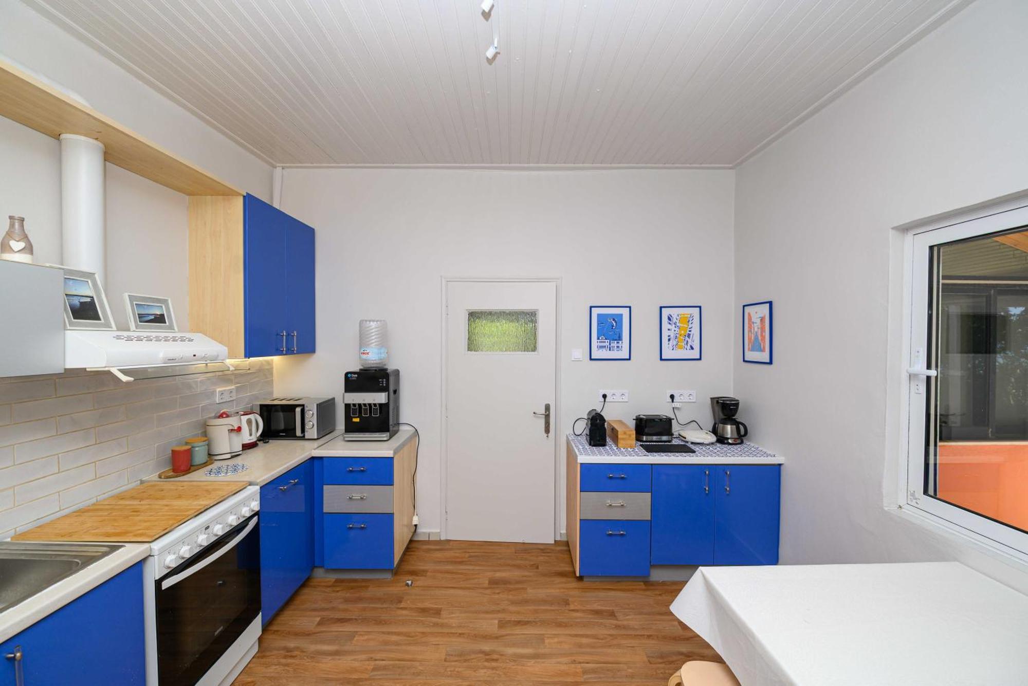 Salty Noses Beach House Paradise Perfect For Families ปีร์กอส ภายนอก รูปภาพ