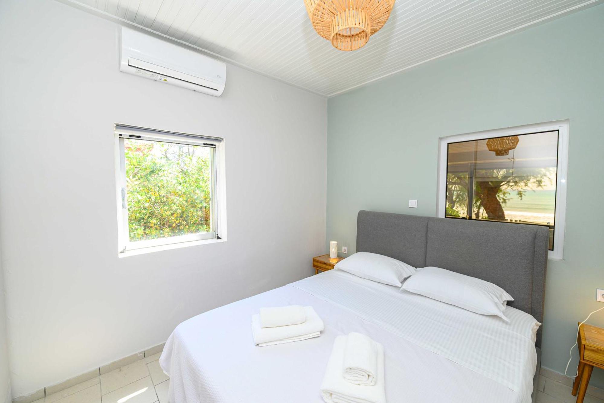 Salty Noses Beach House Paradise Perfect For Families ปีร์กอส ภายนอก รูปภาพ